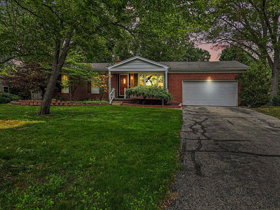 1st image of 1184 Oakmont Dr