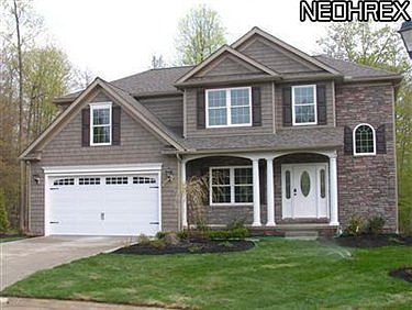 1st image of 11 Essex Ct