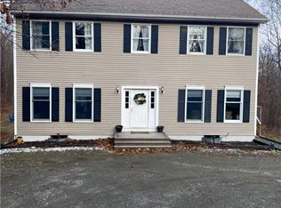 114 E Maple Hill Ln, Pine Plains, NY 12567