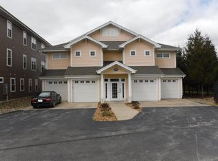 13232 Lake Shore Dr UNIT 102, Cedar Lake, IN 46303