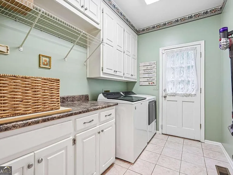 3302 Greencastle Way NE — Photo 58
