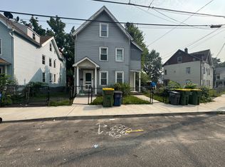 47 Summer St #3, Waterbury, CT 06704