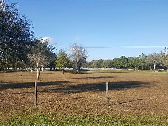 3rd image of 407 River Bed Ct