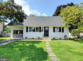 226 Keats Dr, Sinking Spring, PA 19608