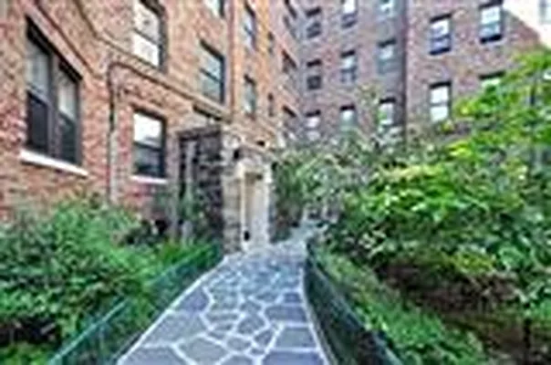 Sold by Chintan Trivedi | media 18