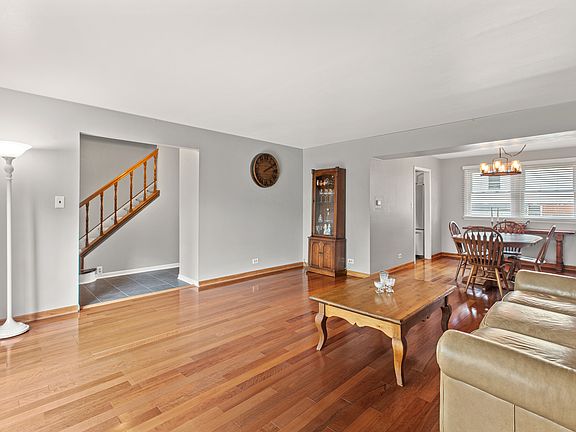 2nd image of 1703 Mura Ln