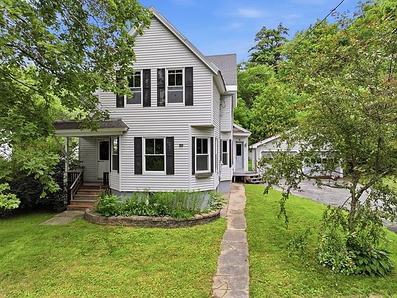 2nd image of 31 Lincoln Ave