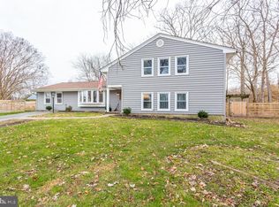 5213 Caroline Cir, Waldorf, MD 20601