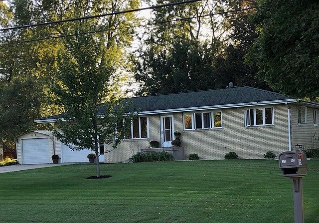 1st image of 2102 Guiles Ave