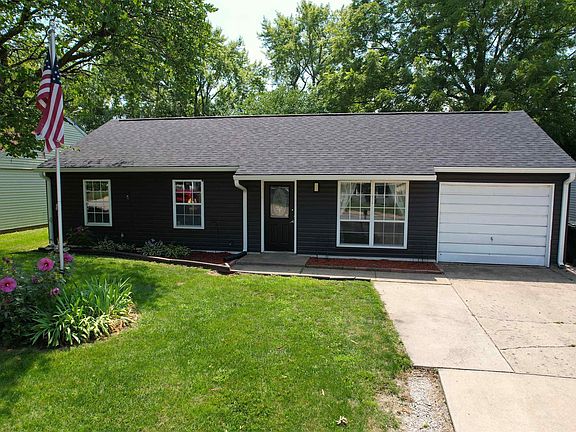 2nd image of 2419 Brady Ln