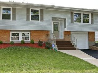 3311 Tulip Dr, Hazel Crest, IL 60429