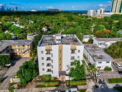 3051 SW 27th Ave APT 402, Miami, FL, 33133