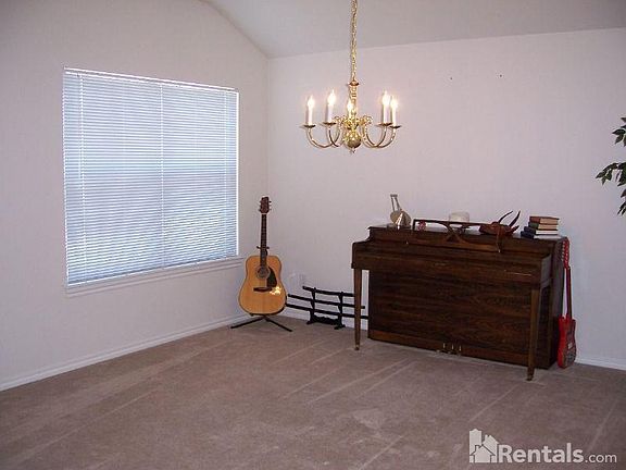 4th image of 6925 Willow Crest Dr