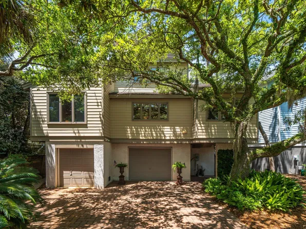 12 Marsh Island Ln, Isle Of Palms, SC 29451