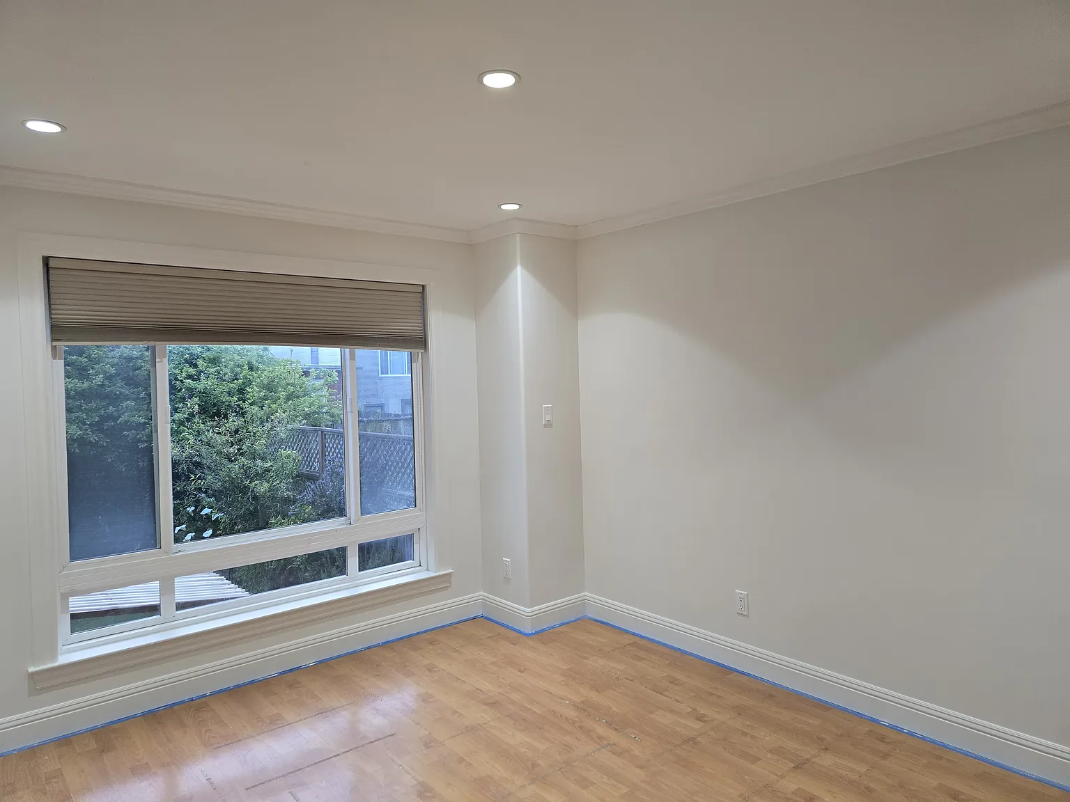 5 bed, 2500 sqft, $6,995 — Photo 4