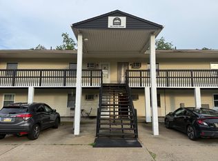 201 Parks Rd APT 4, Mc Donald, PA 15057