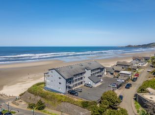 507 NW Alpine St APT 302, Newport, OR