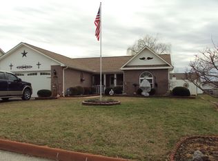 3015 Pennington Cir, Maryville, TN 37803