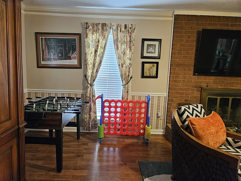 4235 S Germantown Rd — Photo 40