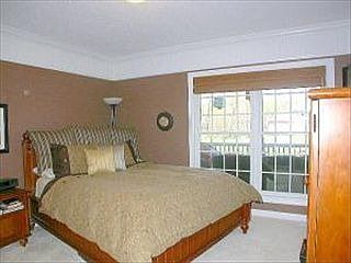 4th image of 1737 Blackberry Cir
