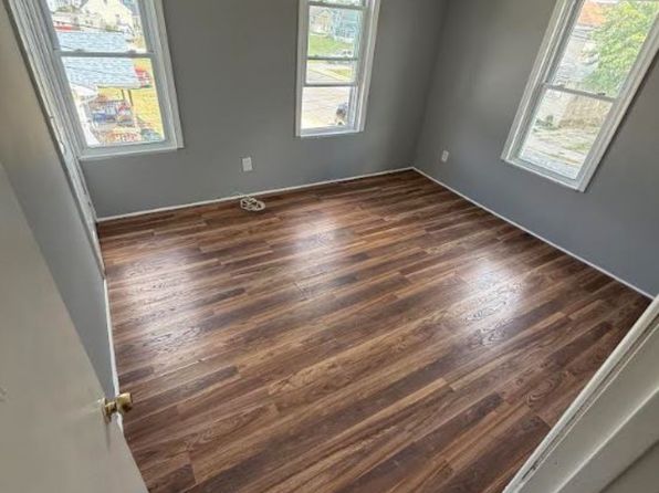 126 N Broad St #2