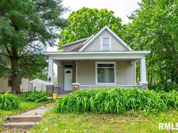 631 Vine St, Peoria, IL 61603