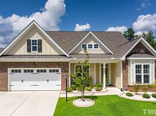 925 Poppy Fields Ln, Wake Forest, NC 27587