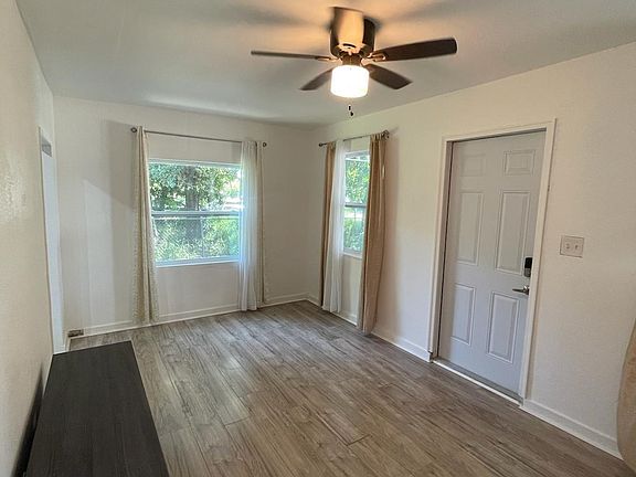 3rd image of 1706 N 15th Street