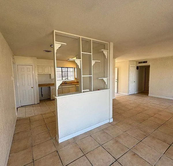 3405 Olympic Ave — Photo 11