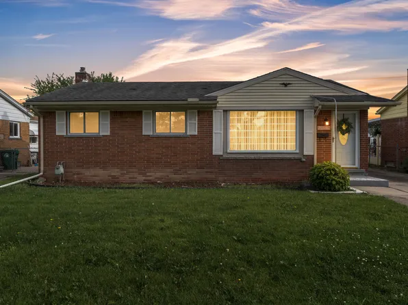 27511 Cambridge St, Garden City, MI 48135