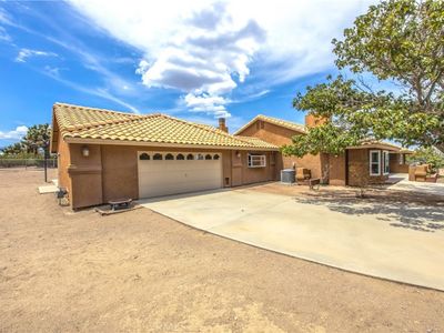 9372 Verbena Rd, Oak Hills, CA, 92344