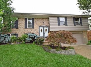 244 Halidonhill Ln, Cincinnati, OH 45238