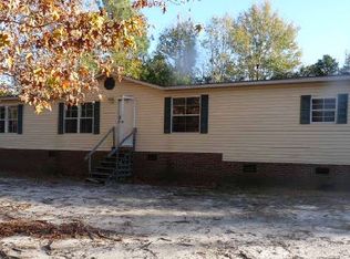 114 Blyther St, Aberdeen, NC 28315