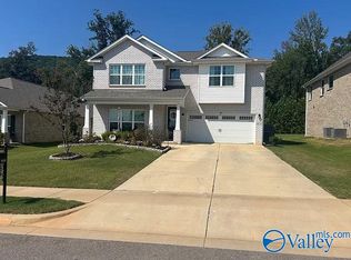 4024 Rockland Cir SE, Owens Cross Roads, AL 35763