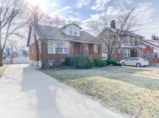 3708 Saint Anns Ln, Saint Louis, MO