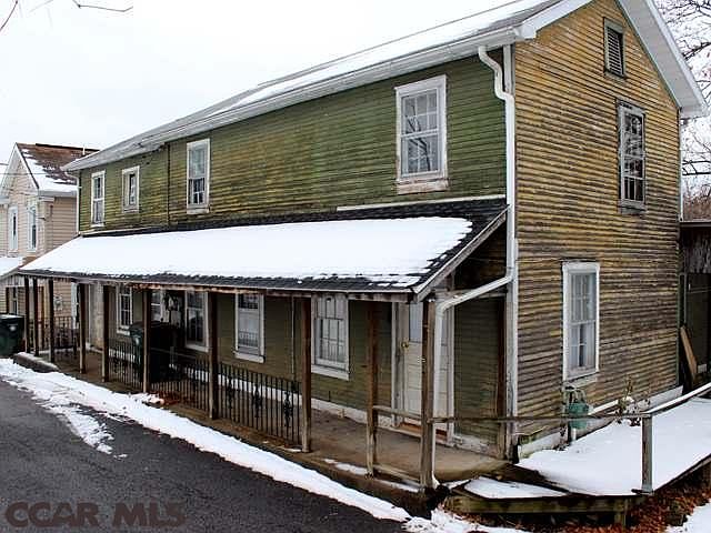 2nd image of 325 E Pike St