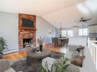 31 Colt Dr, Seekonk, MA 02771