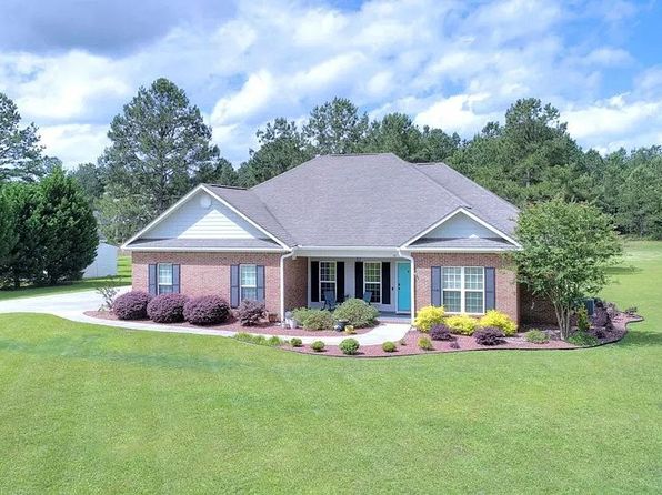 101 Ivy Ln