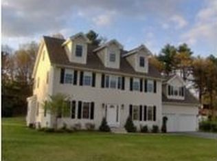 4 Rolling Meadow Dr, Millis, MA 02054