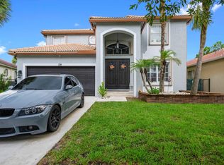 174 Seminole Lakes Dr, Royal Palm Beach, FL 33411