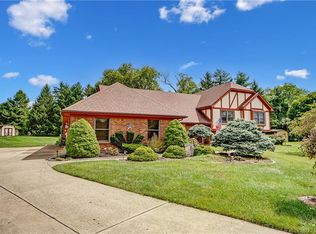 3831 S Ashleaf Ln, Dayton, OH 45440