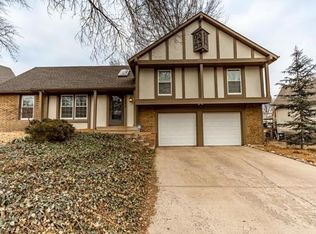 13212 W 77th Pl, Lenexa, KS 66216