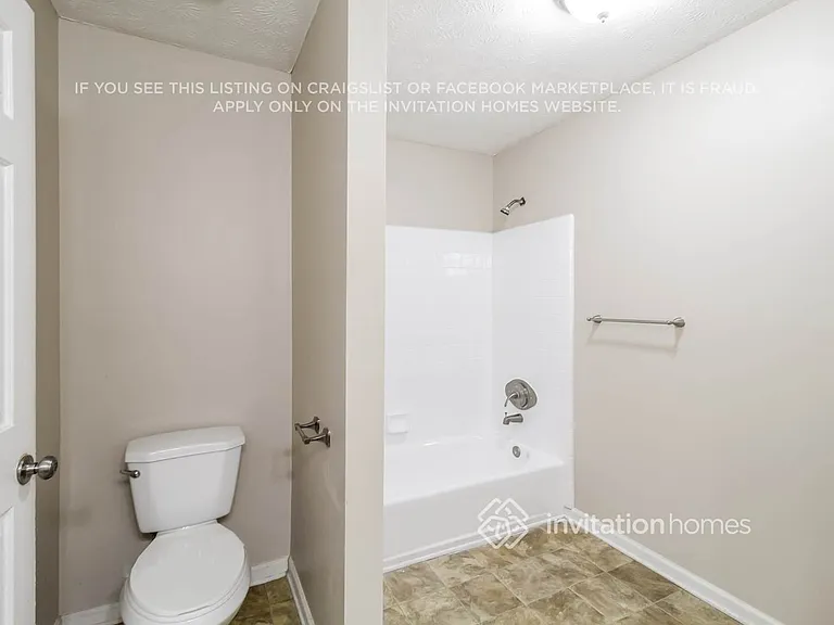 1740 Meadowchase Ct — Photo 15