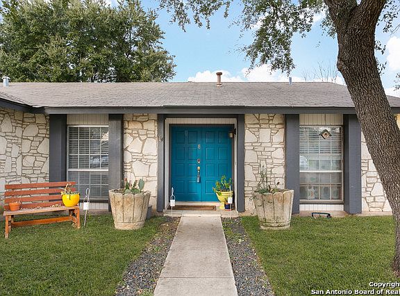 4th image of 7439 Elderberry St