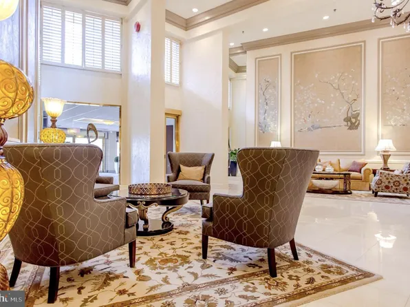 11218 Valley Forge Cir #1218, King Of Prussia, PA 19406