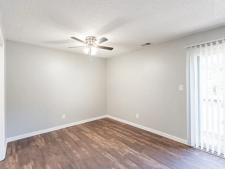 Northpark Apartments — Photo 29