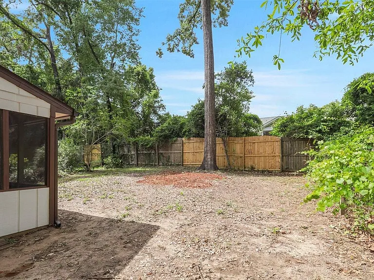 2556 Panther Creek Rd #B — Photo 29