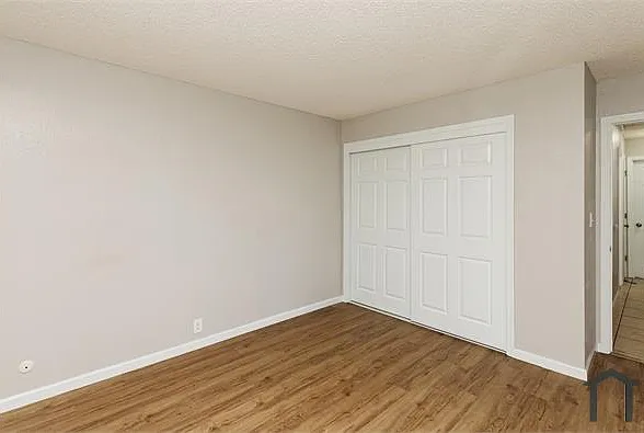 195 E Pacific Ave #2 — Photo 11