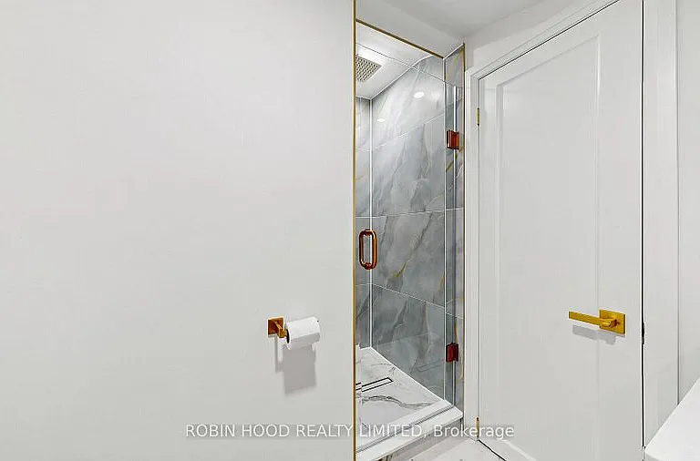 8 Laxton Ave #2 — Photo 9