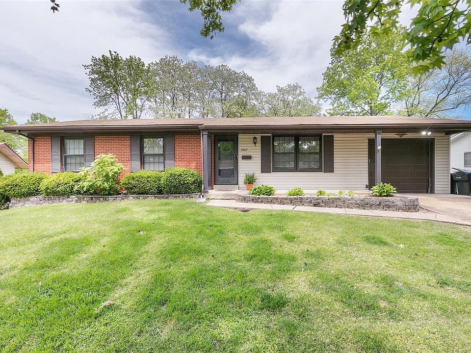 1st image of 3807 Tesson Ct